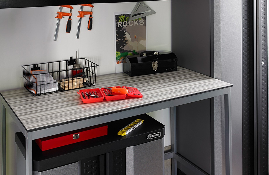 Niiskuskindel laminaat Formica Compact